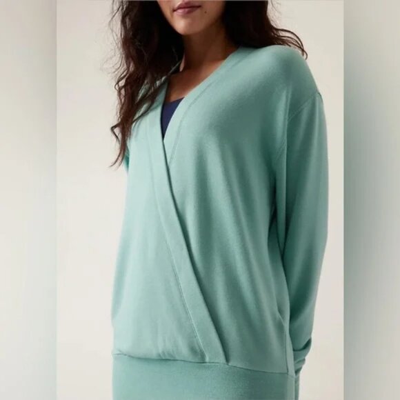 NEW Athleta Wintergreen M Purana V Neck Wrap Sweatshirt Sweater - Picture 3 of 8
